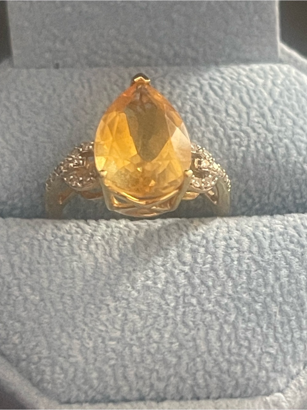 Rare Beauty! 14k gold Pear Citrine Diamond Ring. size 6.5 approx.
